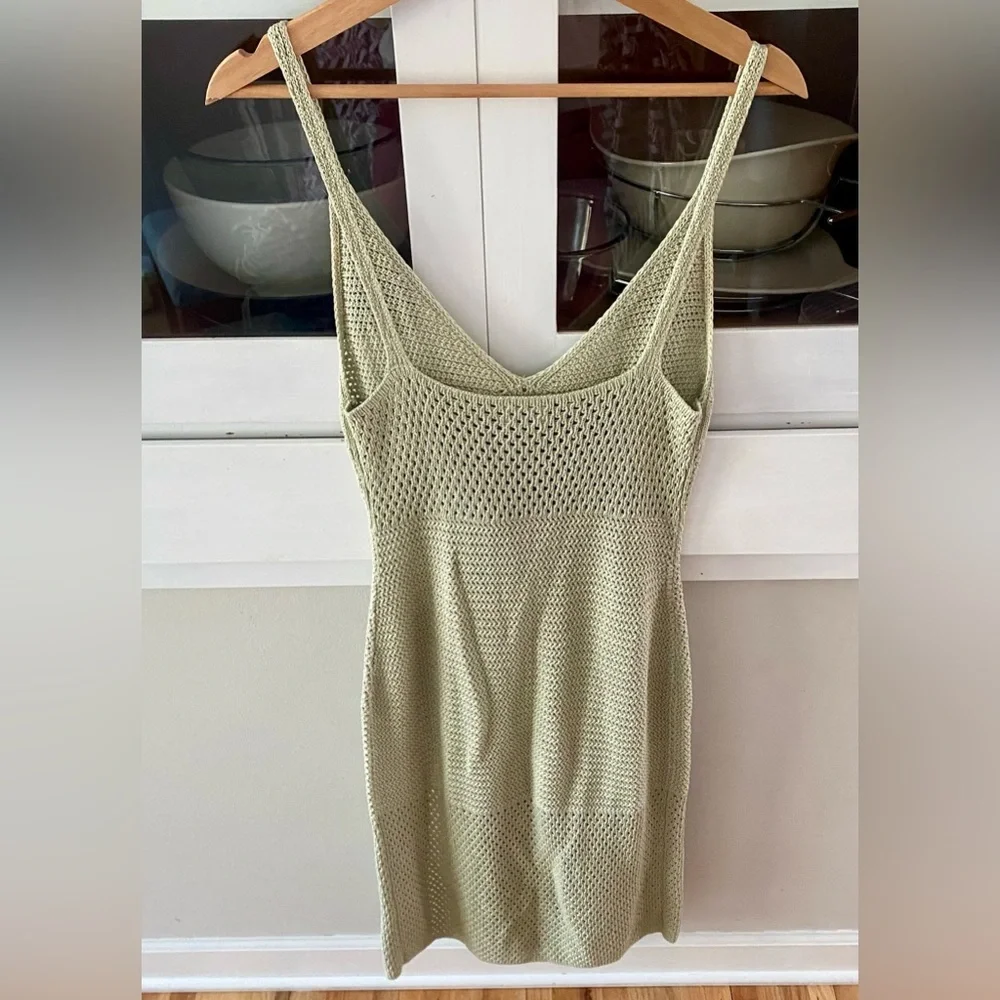 Aritzia Wilfred Evie Crochet Knit Midi Dress Green Size Small Side Slit